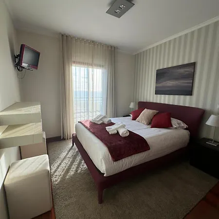 Forum Plaza Iii * פונשל